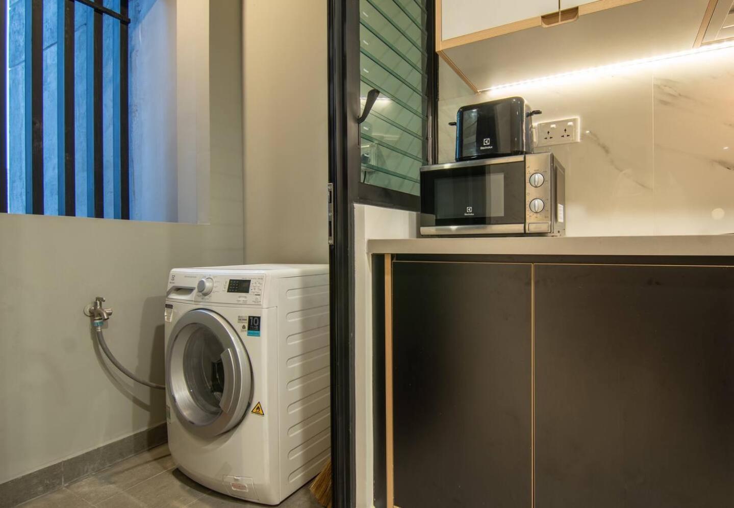 Luxury 2 Or 3Br Apartment In Dist 1 N Pool, Gym, Airport Pickup Ho Chi Minh City Exterior photo